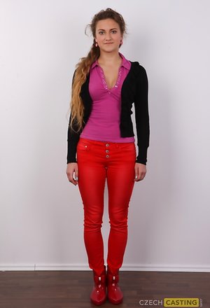 Czech Casting  are excited to present you with a xxx photo gallery showcasing Olina has a sexy form